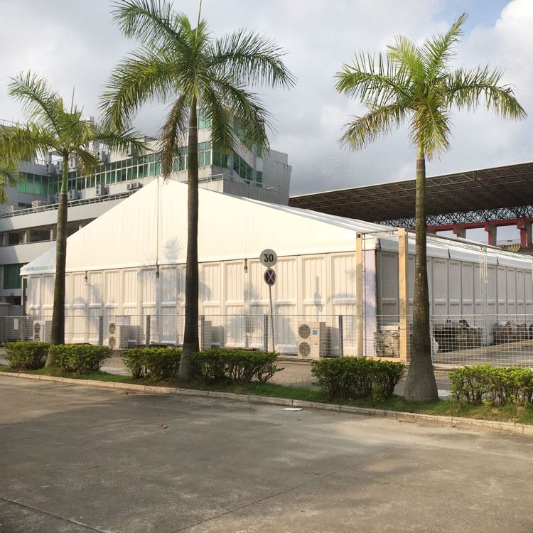 Uma tenda de formas
